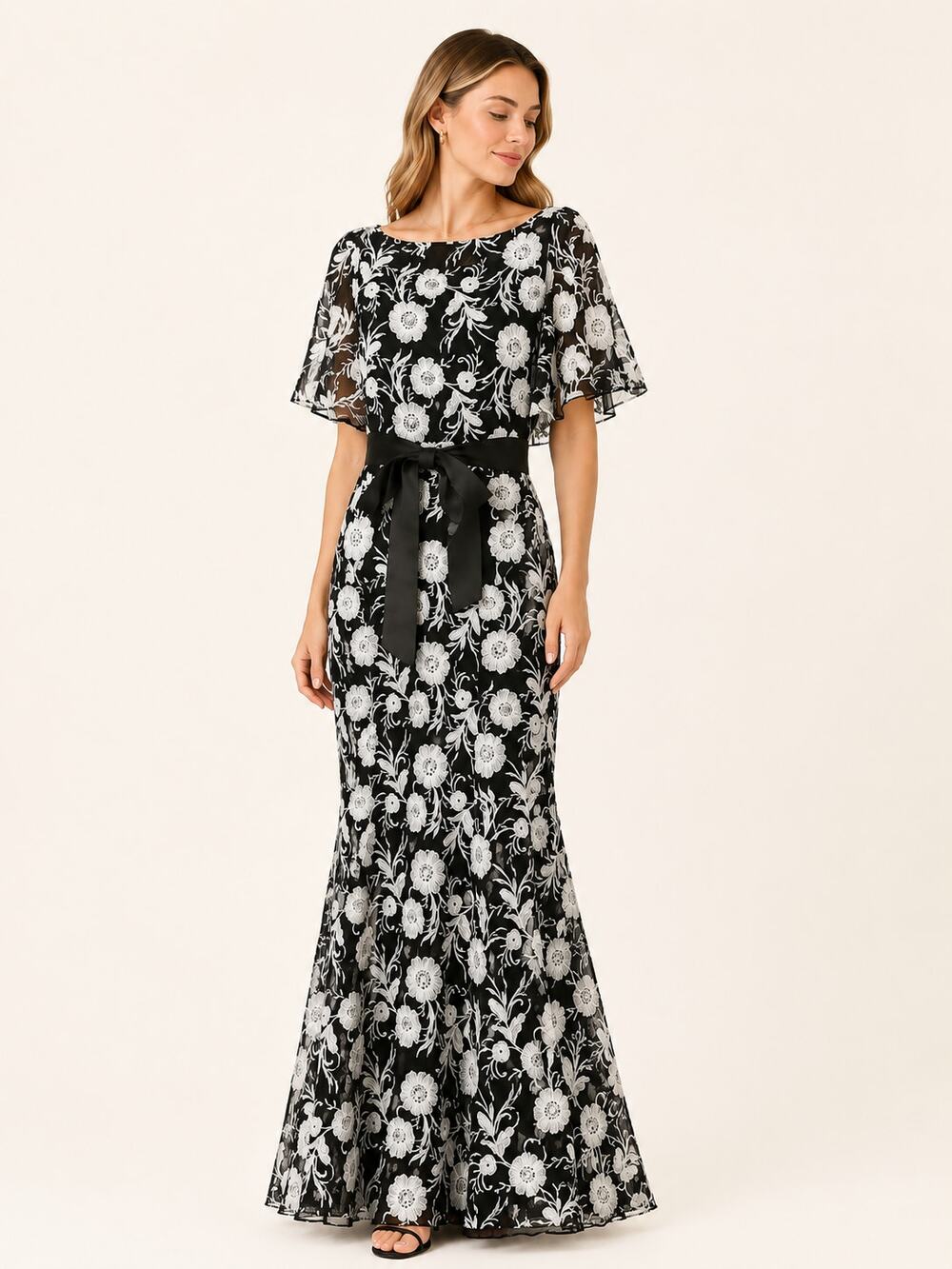 Lotus Threads Short Sleeve Floral Embroidered Gown Black/White 16 NWT
